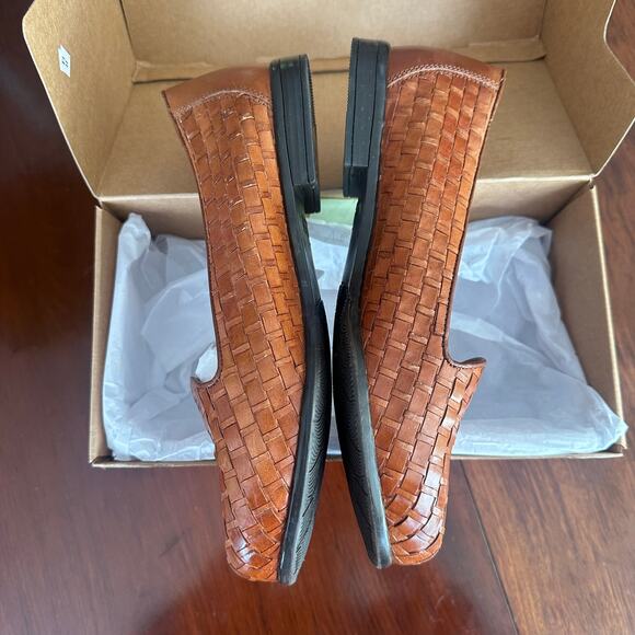 Trotters Sz 8 WW Liz Slip-On Loafer Chestnut Brown Woven Leather Quiet Luxury - Picture 2 of 8
